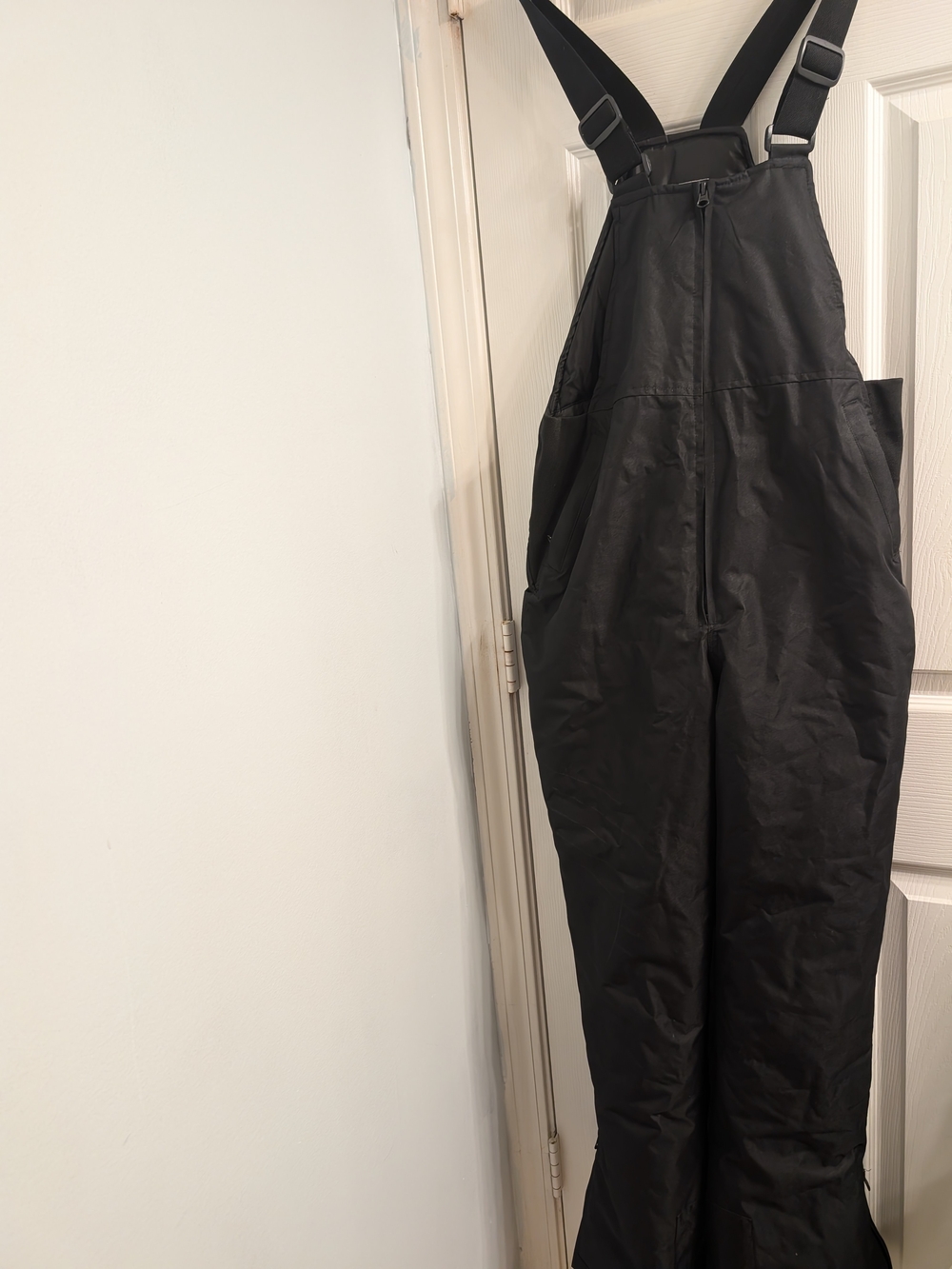 Youth Pulse Black Snow Bib Overalls Yourh Size14 /16 Adjustable Straps Pockets